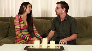 Massage botanist fucks sultry beauty in a steamy session