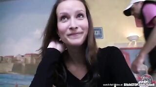 I went to the toilet and paid for sex with a girl I picked up