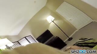 A blonde decided to dilute her body for money in a steamy episode