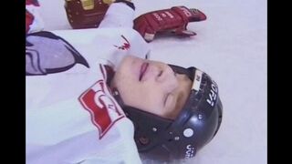 Hockey player fucked by a fan in anal after the game