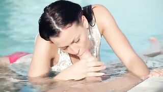 A beautiful Russian girl tried sex in the swimming pool
