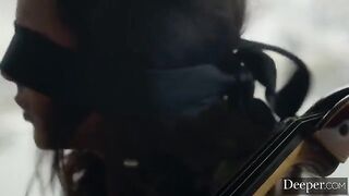 Secretary plays a role, getting fucked by the boss on his table