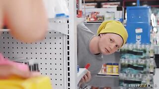 The bodega dude managed to achieve the impossible with a girl