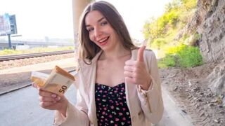 A girl agreed to have sex with me for 200 dollars outdoors