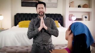 Pervert stepdad fucks Kira Noir after yoga classes in a steamy session