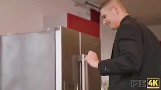 A sexy story with Milkshot and Cumshake about fresh cum and milk