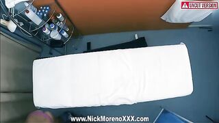 The young masseuse gets horny while massaging his 19-year-old client