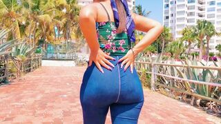 Babe from Colombia with a thick ass enjoys intense sex