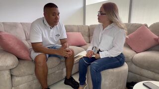 Kira Blonde, psychologist, uses her huge ass to treat patients