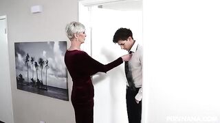 The mother-in-law also wanted to join in the action