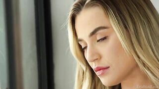 Kiss me in French, passionate pussy licking included