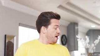 I like every woman in the world. FFM sex is awesome