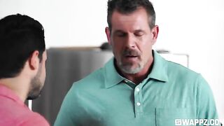 The guys do not change the rules of oral sex, and the girl likes it