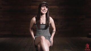 There's pleasure in binding. Enjoy dominatrix HD video