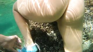 Babe fucked in her ass at the beach with a risk of being seen