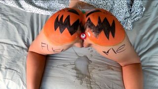 The guy smashed pumpkin on the girl’s face and then had sex