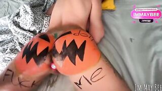 The guy smashed pumpkin on the girl’s face and then had sex